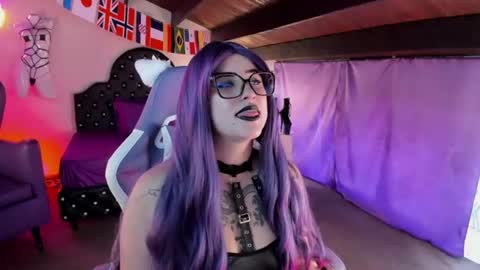 Snapshot of lilithdark666_bl chatting on June 16, 1:03 pm Lilith Dark online show from June 16, 1:03 pm