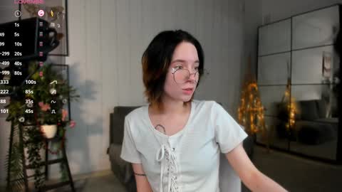 Snapshot of lilithlunna chatting on January 9, 9:58 pm Lilith online show from January 9, 9:58 pm