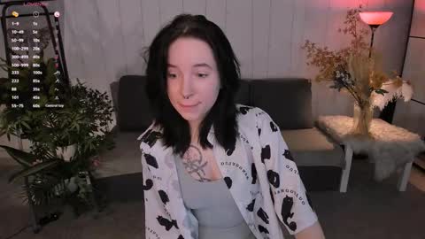 Snapshot of lilithlunna chatting on September 20, 5:47 pm Lilith online show from September 20, 5:47 pm