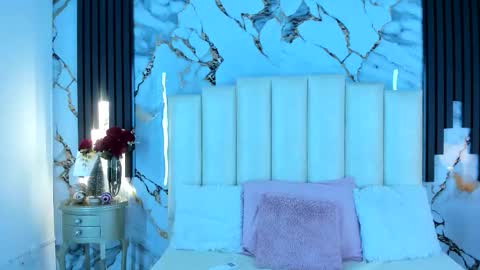 Lilith  online show from December 23, 5:05 am