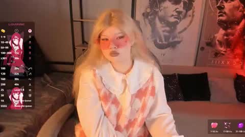 LilithNelson online show from September 15, 8:53 pm