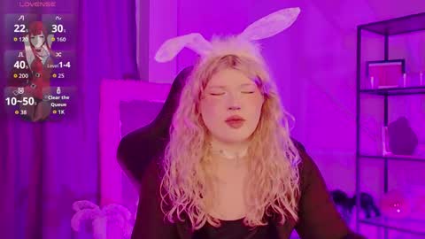 Snapshot of lilithnelson chatting on March 18, 6:11 pm LilithNelson online show from March 18, 6:11 pm