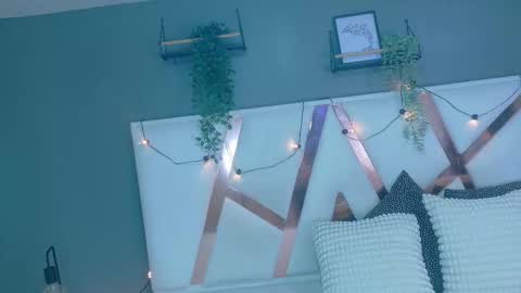 lilithsmith__ online show from January 16, 11:25 am