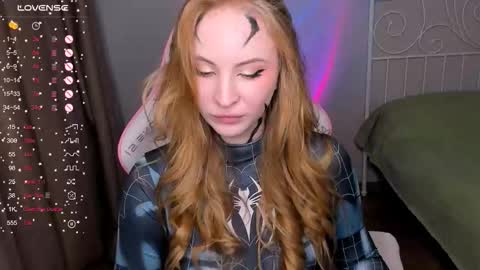 Melanie online show from October 31, 8:54 pm