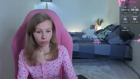 Snapshot of lill_mary chatting on October 1, 3:34 am Maria online show from October 1, 3:34 am