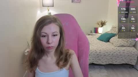 Snapshot of lill_mary chatting on November 2, 1:30 am Maria online show from November 2, 1:30 am