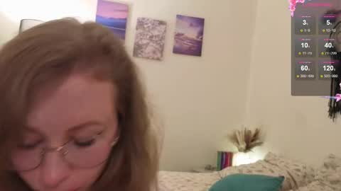 Snapshot of lill_mary chatting on November 14, 12:09 am Maria online show from November 14, 12:09 am