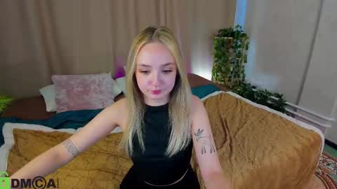 LILY online show from September 10, 8:47 am