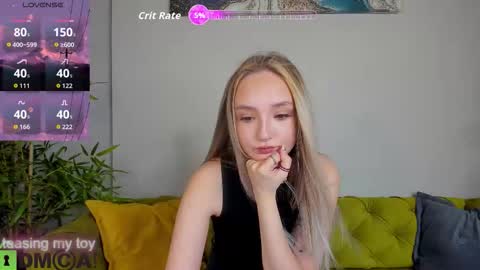 LILY online show from September 11, 8:25 am