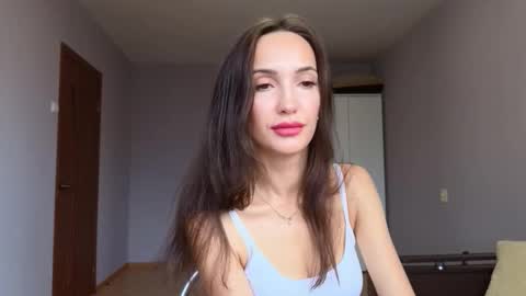 Lillian online show from October 31, 6:58 am