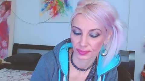 Lara online show from February 5, 1:37 am