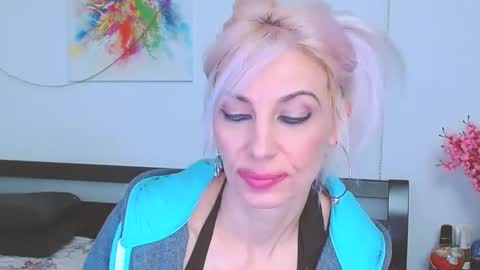 Lara online show from February 8, 7:37 am