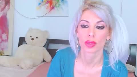 Lara online show from March 23, 8:13 pm