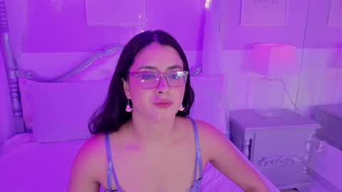 Snapshot of lillianderson chatting on September 20, 12:06 pm lillianderson -  Next stream start at 0700hs GTM-3 online show from September 20, 12:06 pm