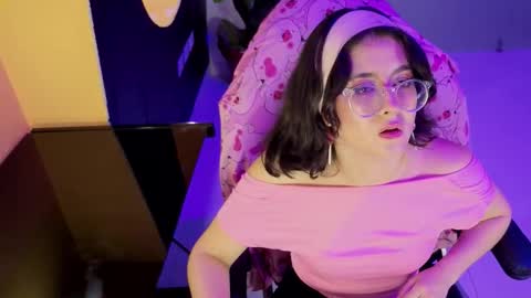 Snapshot of lillianderson chatting on October 12, 11:53 am lillianderson -  Next stream start at 0700hs GTM-3 online show from October 12, 11:53 am