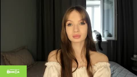 Snapshot of lillianfowler chatting on June 11, 5:27 am lillianfowler online show from June 11, 5:27 am