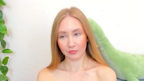 Lili online show from September 14, 2:33 am