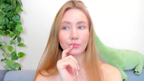 Lili online show from September 16, 2:23 am