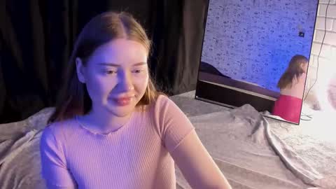 lillie_berry online show from October 11, 4:55 am