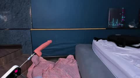 Snapshot of lillie_berry chatting on April 4, 4:33 am lillie_berry online show from April 4, 4:33 am