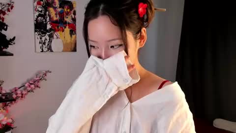 lillie_sun online show from June 22, 3:25 am