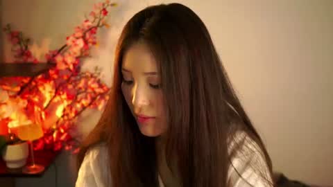 lillie_sun online show from June 27, 9:36 am