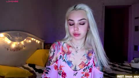 LilliMoore online show from July 7, 10:58 pm