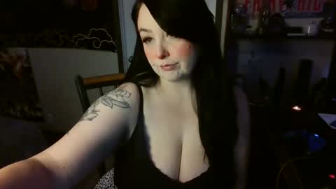 Snapshot of lillithdom chatting on October 22, 12:38 pm Lillith Blackk  online show from October 22, 12:38 pm