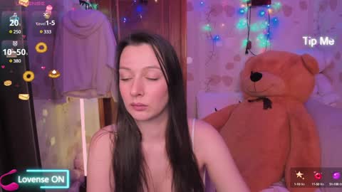 Lilly  online show from December 16, 4:02 am