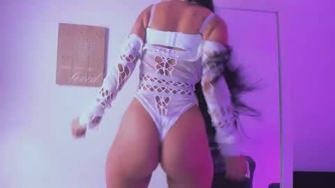 Sweety Lilly Love  online show from November 7, 3:34 pm