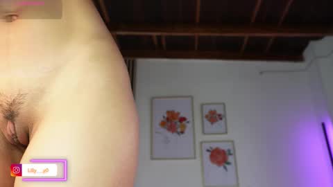 Snapshot of lilly_dollss chatting on February 12, 1:17 pm Sofia online show from February 12, 1:17 pm