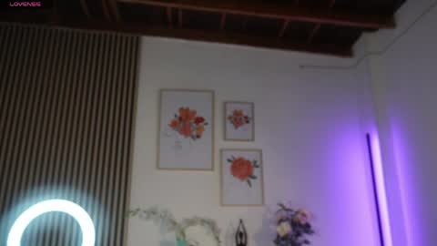 Snapshot of lilly_dollss chatting on May 16, 12:59 pm Sofia online show from May 16, 12:59 pm