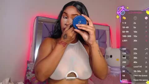 Queen Qos.  online show from July 4, 10:27 pm