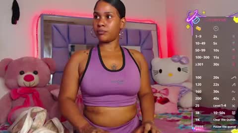 Queen Qos.  online show from July 20, 11:07 pm
