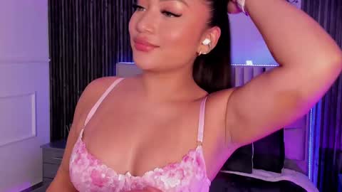 Lilly Ortiz online show from February 22, 3:23 am