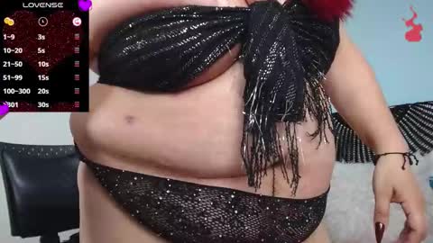 Lilly online show from November 14, 8:51 pm