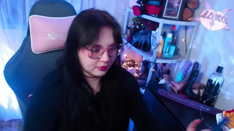 Snapshot of lilomoon69 chatting on January 31, 3:52 am Lilo online show from January 31, 3:52 am