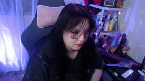 Snapshot of lilomoon69 chatting on February 2, 7:30 am Lilo online show from February 2, 7:30 am