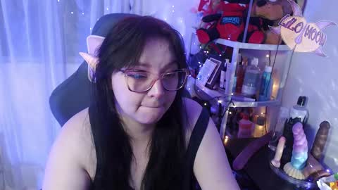 Snapshot of lilomoon69 chatting on February 26, 3:53 am Lilo online show from February 26, 3:53 am