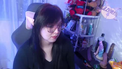 Snapshot of lilomoon69 chatting on February 27, 5:13 am Lilo online show from February 27, 5:13 am