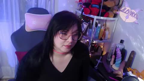 Snapshot of lilomoon69 chatting on March 1, 7:08 am Lilo online show from March 1, 7:08 am