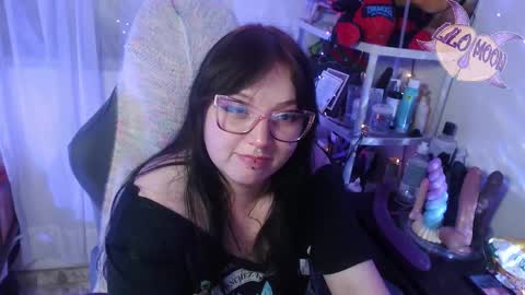 Snapshot of lilomoon69 chatting on March 6, 6:41 am Lilo online show from March 6, 6:41 am
