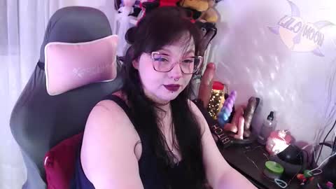 Snapshot of lilomoon69 chatting on September 10, 12:05 pm Lilo online show from September 10, 12:05 pm