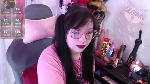 Snapshot of lilomoon69 chatting on September 12, 12:16 pm Lilo online show from September 12, 12:16 pm