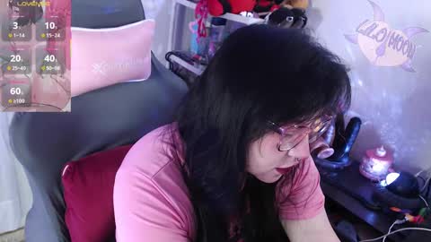 Snapshot of lilomoon69 chatting on September 19, 12:39 pm Lilo online show from September 19, 12:39 pm