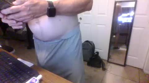 lilpackage69 online show from October 16, 2:34 am