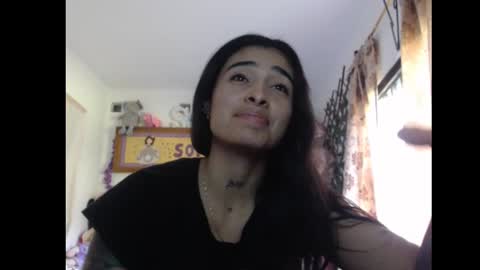 Snapshot of lilpalacio chatting on December 5, 1:38 pm lil palacio online show from December 5, 1:38 pm