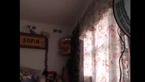 Snapshot of lilpalacio chatting on December 11, 6:42 pm lil palacio online show from December 11, 6:42 pm