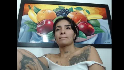 Snapshot of lilpalacio chatting on January 20, 10:48 pm lil palacio online show from January 20, 10:48 pm