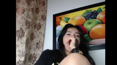 Snapshot of lilpalacio chatting on January 22, 11:56 am lil palacio online show from January 22, 11:56 am